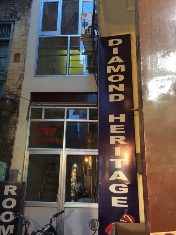 Diamond Heritage Hotel Amritsar Exterior foto